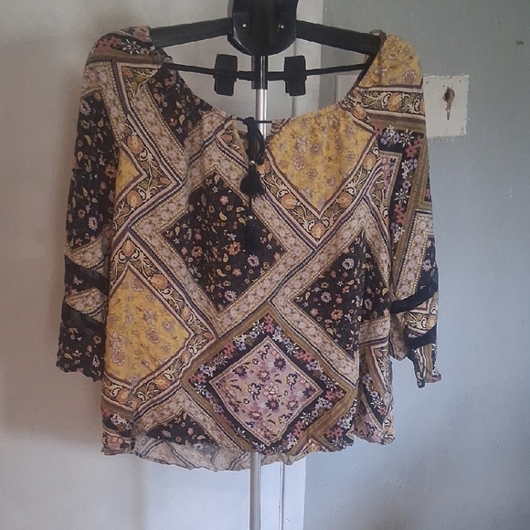 Bohemian Floral Patchwork Blouse – Yellow & Blue, Cato 22W/24W - Picture 2 of 6